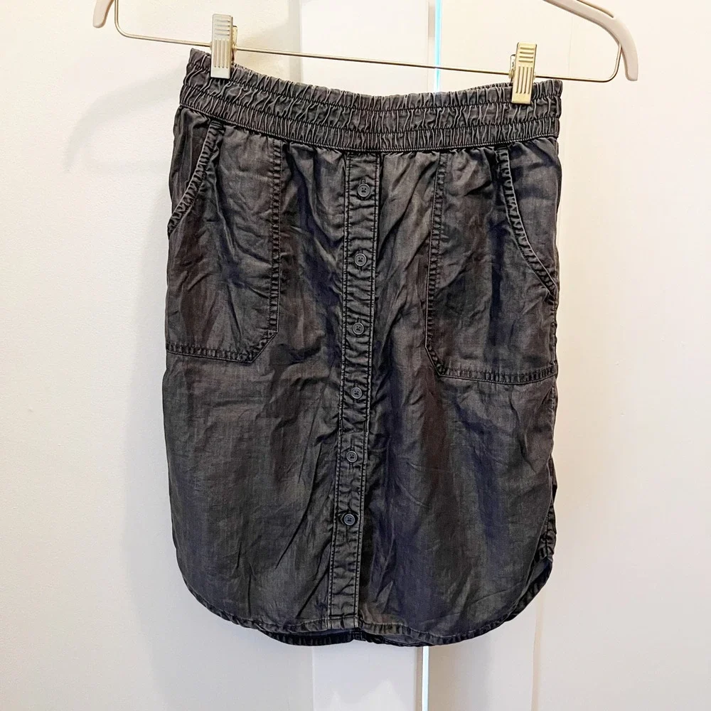 Prana Shelly Gray Skirt‎ XS Elastic Waist Buttons Pockets
